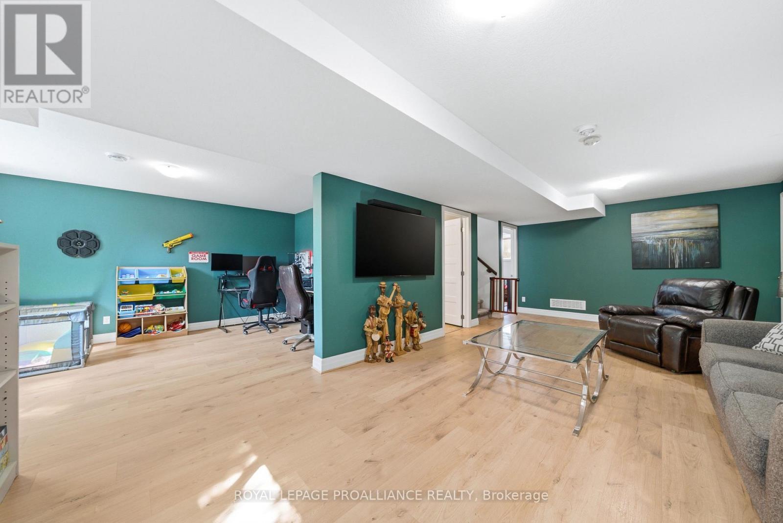 198 Moira Street W, Belleville (Belleville Ward), Ontario  K8P 1T5 - Photo 22 - X13047440