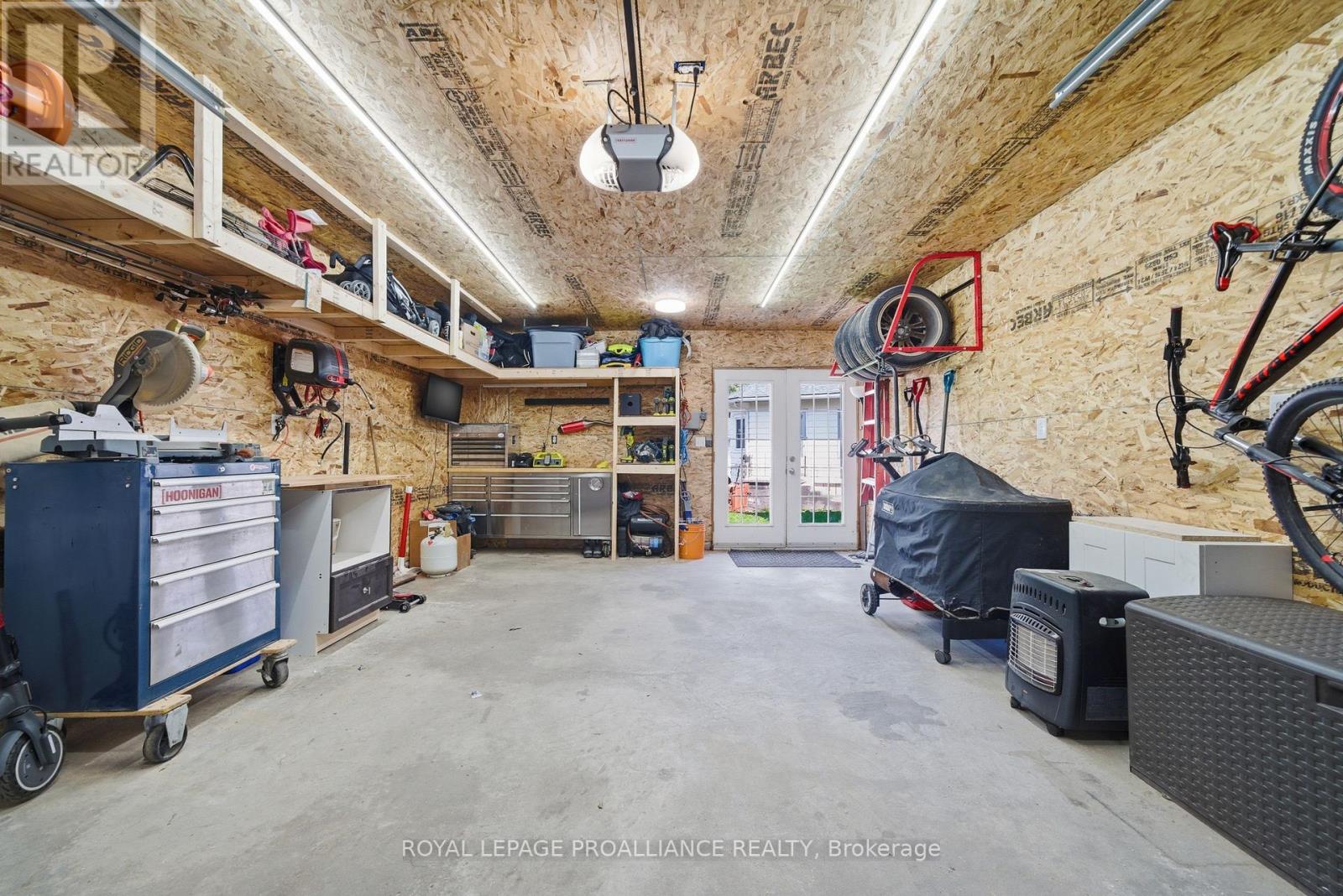 198 Moira Street W, Belleville (Belleville Ward), Ontario  K8P 1T5 - Photo 24 - X13047440