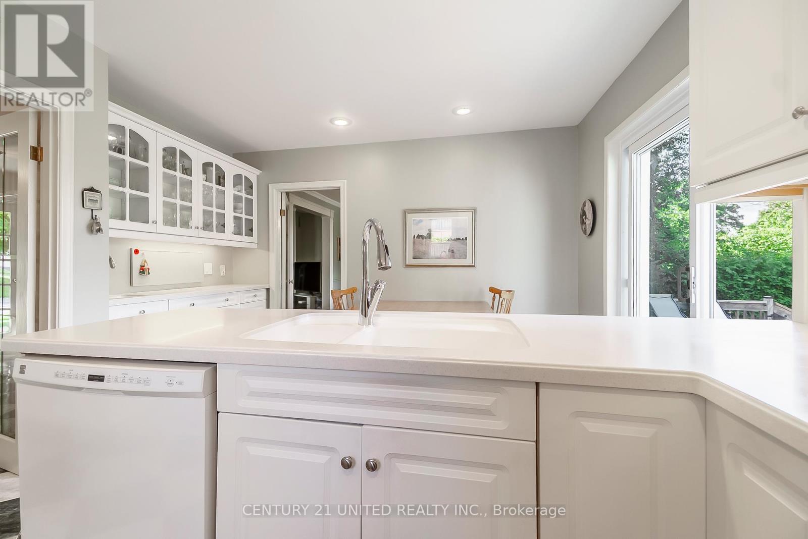 916 Valleyview Drive, Peterborough, Ontario  K9J 6R1 - Photo 16 - X13047638