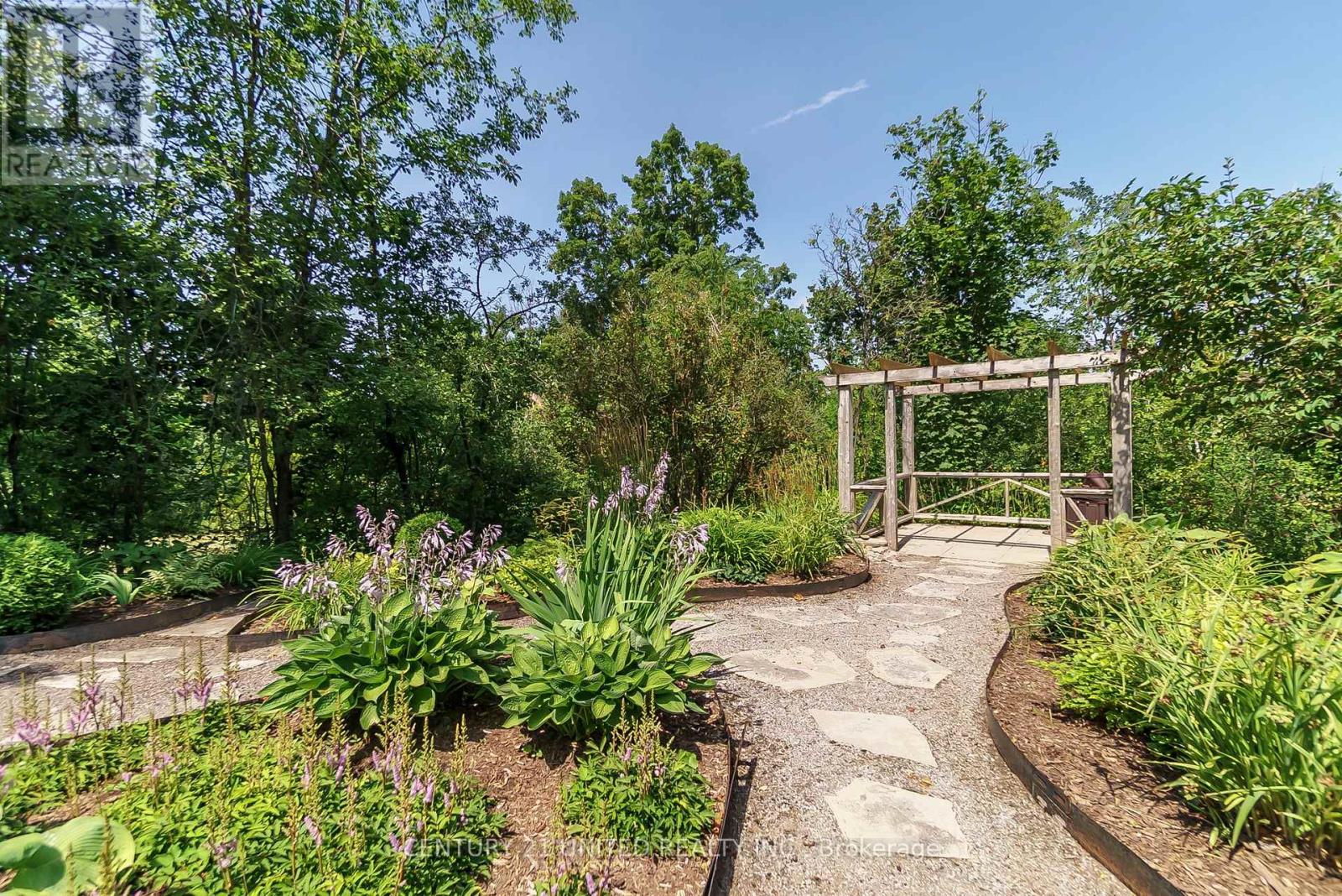 916 Valleyview Drive, Peterborough, Ontario  K9J 6R1 - Photo 33 - X13047638