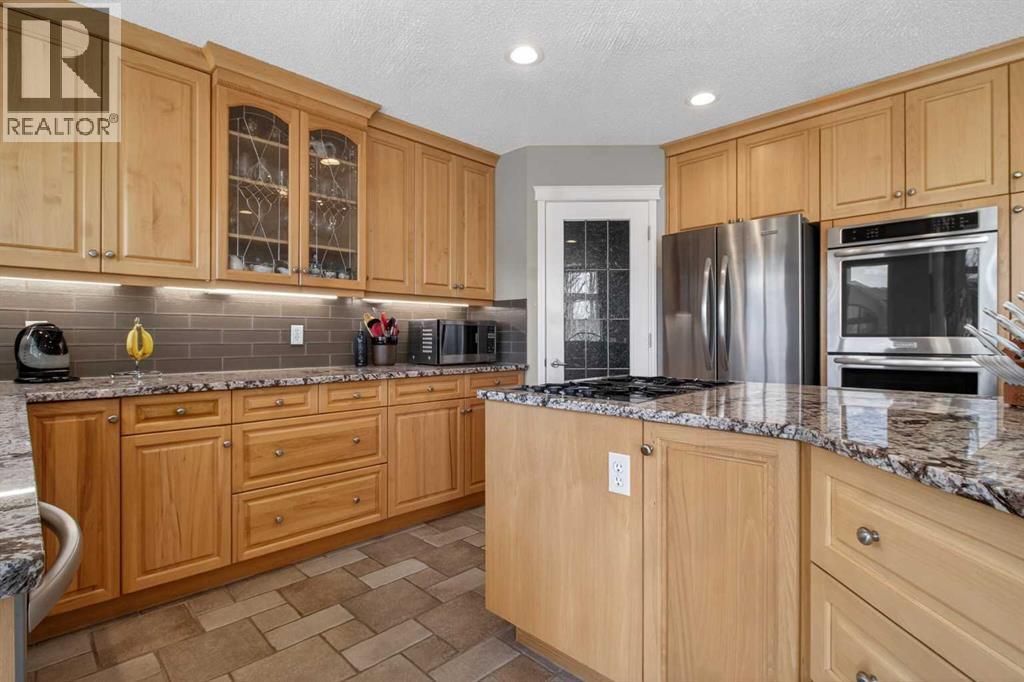 3737 Springbank Drive SW, Calgary, Alberta  T3H 4J7 - Photo 10 - A2304093