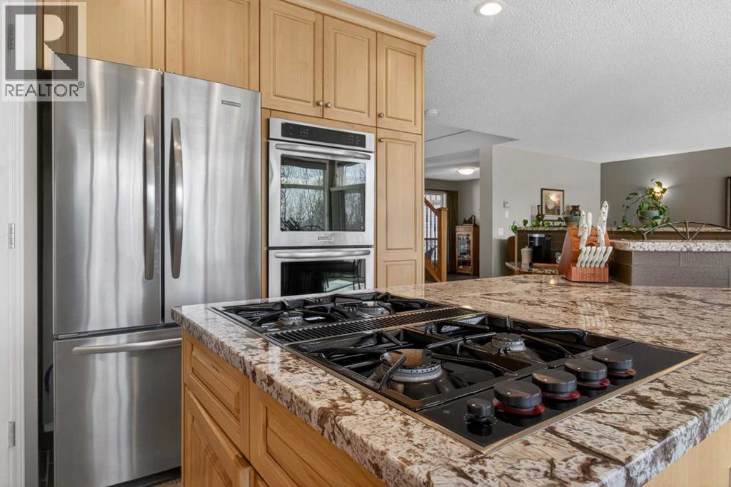 3737 Springbank Drive SW, Calgary, Alberta  T3H 4J7 - Photo 11 - A2304093