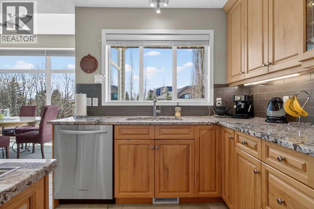 3737 Springbank Drive SW, Calgary, Alberta  T3H 4J7 - Photo 12 - A2304093