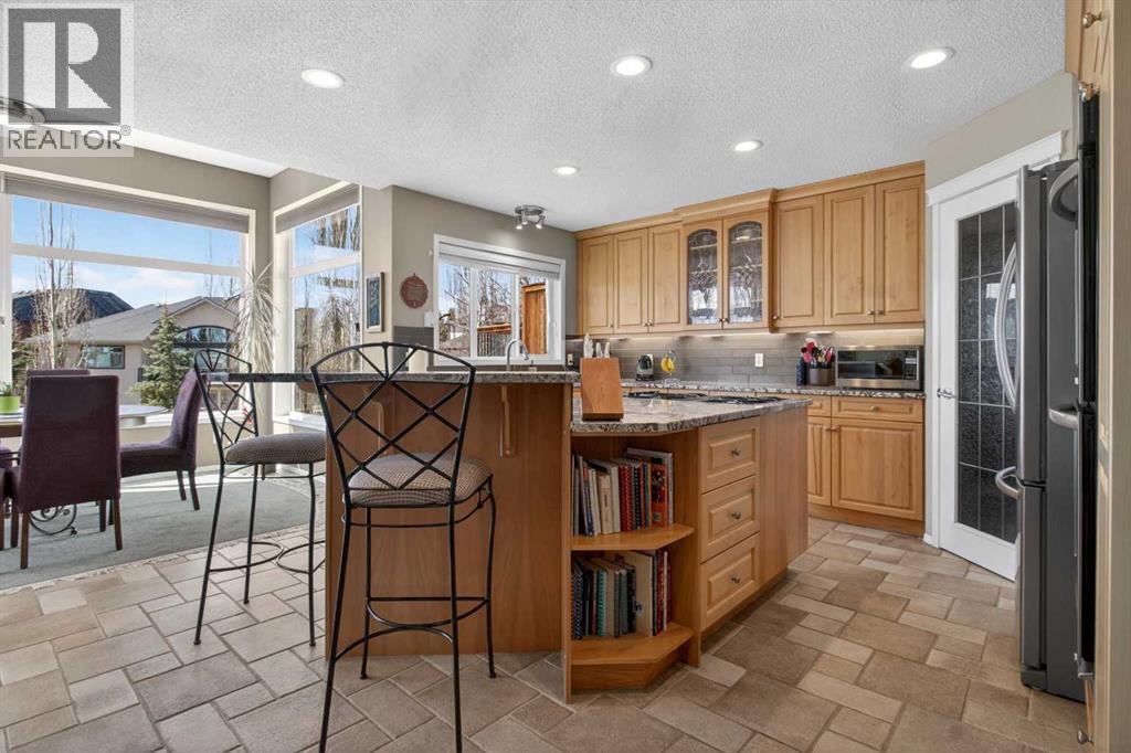 3737 Springbank Drive SW, Calgary, Alberta  T3H 4J7 - Photo 8 - A2304093