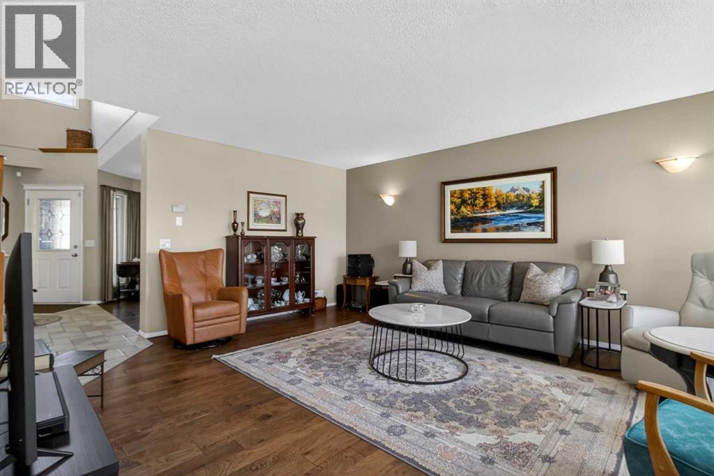 3737 Springbank Drive SW, Calgary, Alberta  T3H 4J7 - Photo 6 - A2304093