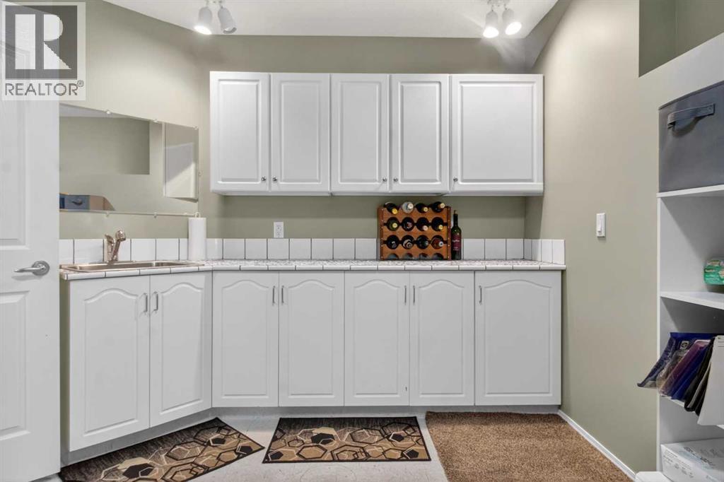 3737 Springbank Drive SW, Calgary, Alberta  T3H 4J7 - Photo 35 - A2304093