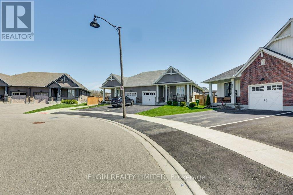 56 Charter Creek Court, St. Thomas, Ontario  N5R 0L3 - Photo 3 - X13047346