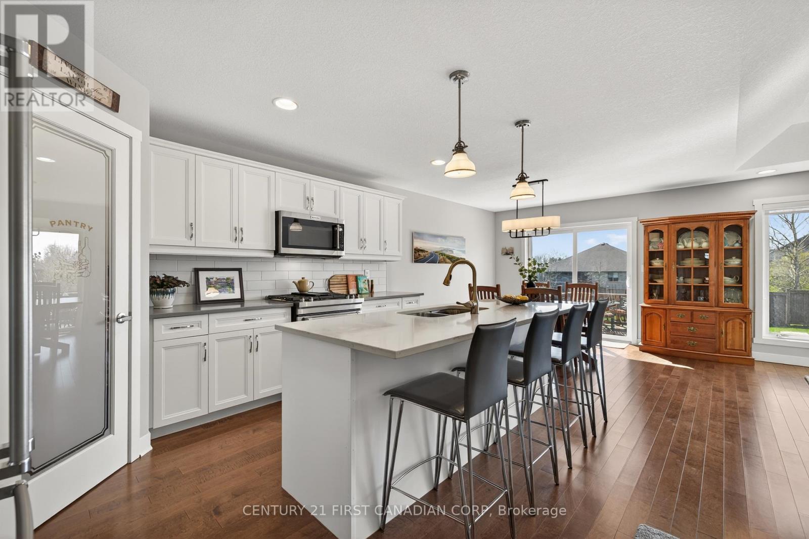 115 Nicoles Trail, Thames Centre, Ontario  N0M 2P0 - Photo 11 - X13047484