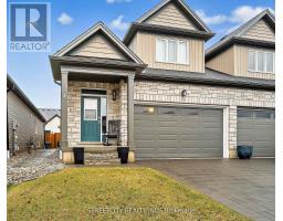 56 COMPASS TRAIL, Central Elgin, Ontario