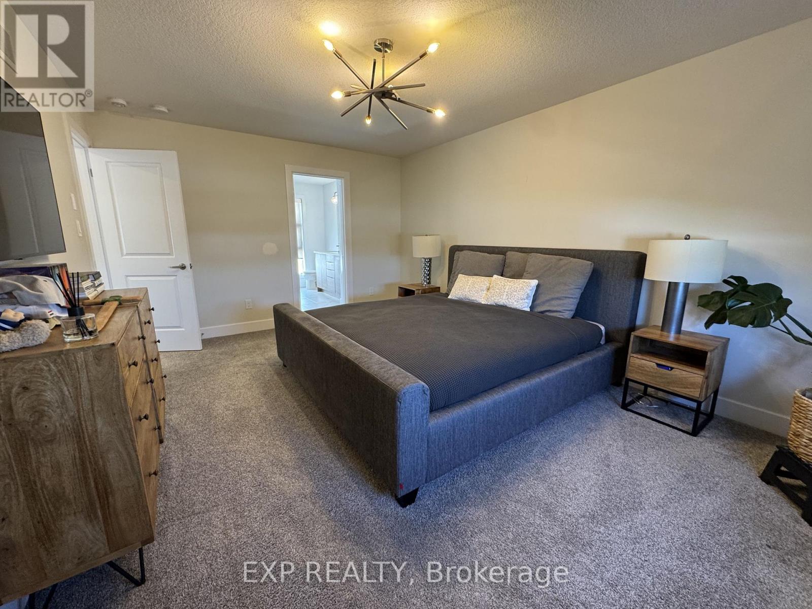 1562 Bob Schram Way, London North, Ontario  N6G 3K2 - Photo 19 - X13047678