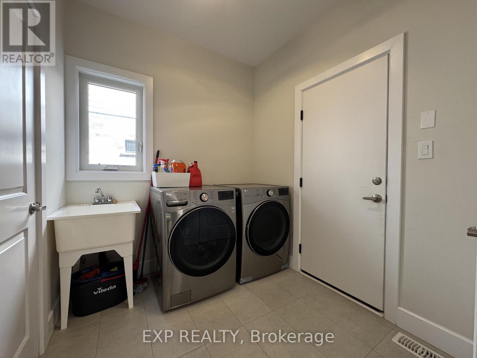 1562 Bob Schram Way, London North, Ontario  N6G 3K2 - Photo 21 - X13047678