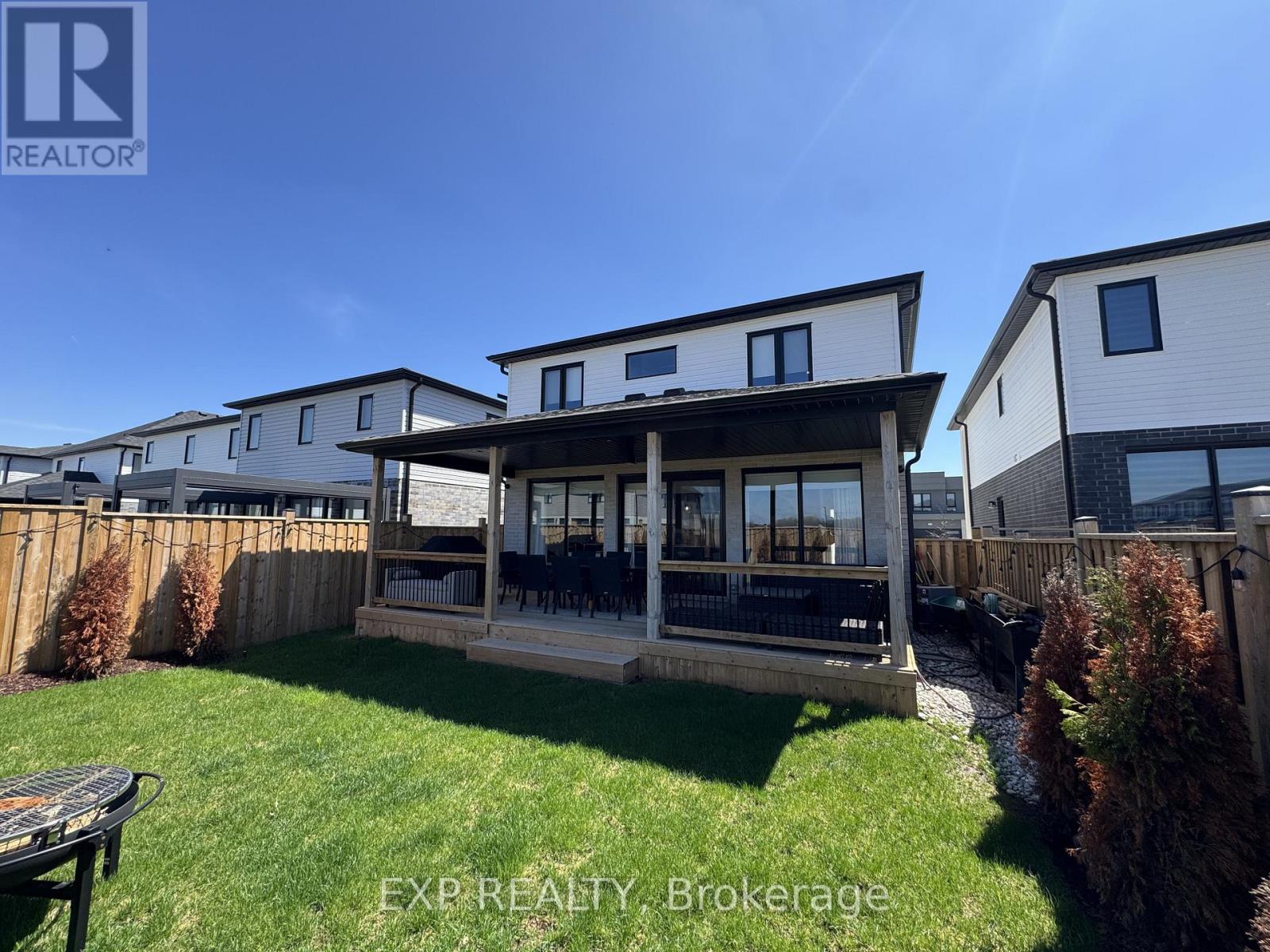 1562 Bob Schram Way, London North, Ontario  N6G 3K2 - Photo 5 - X13047678