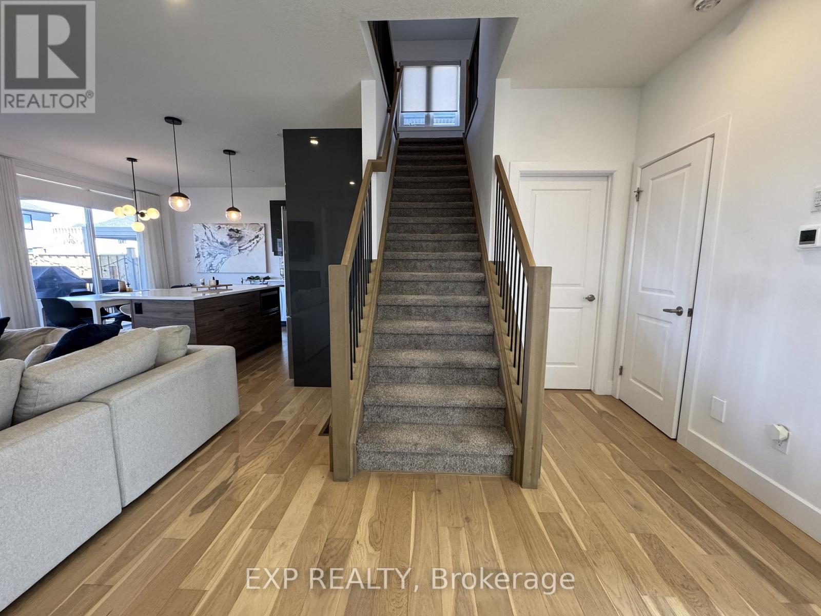 1562 Bob Schram Way, London North, Ontario  N6G 3K2 - Photo 8 - X13047678