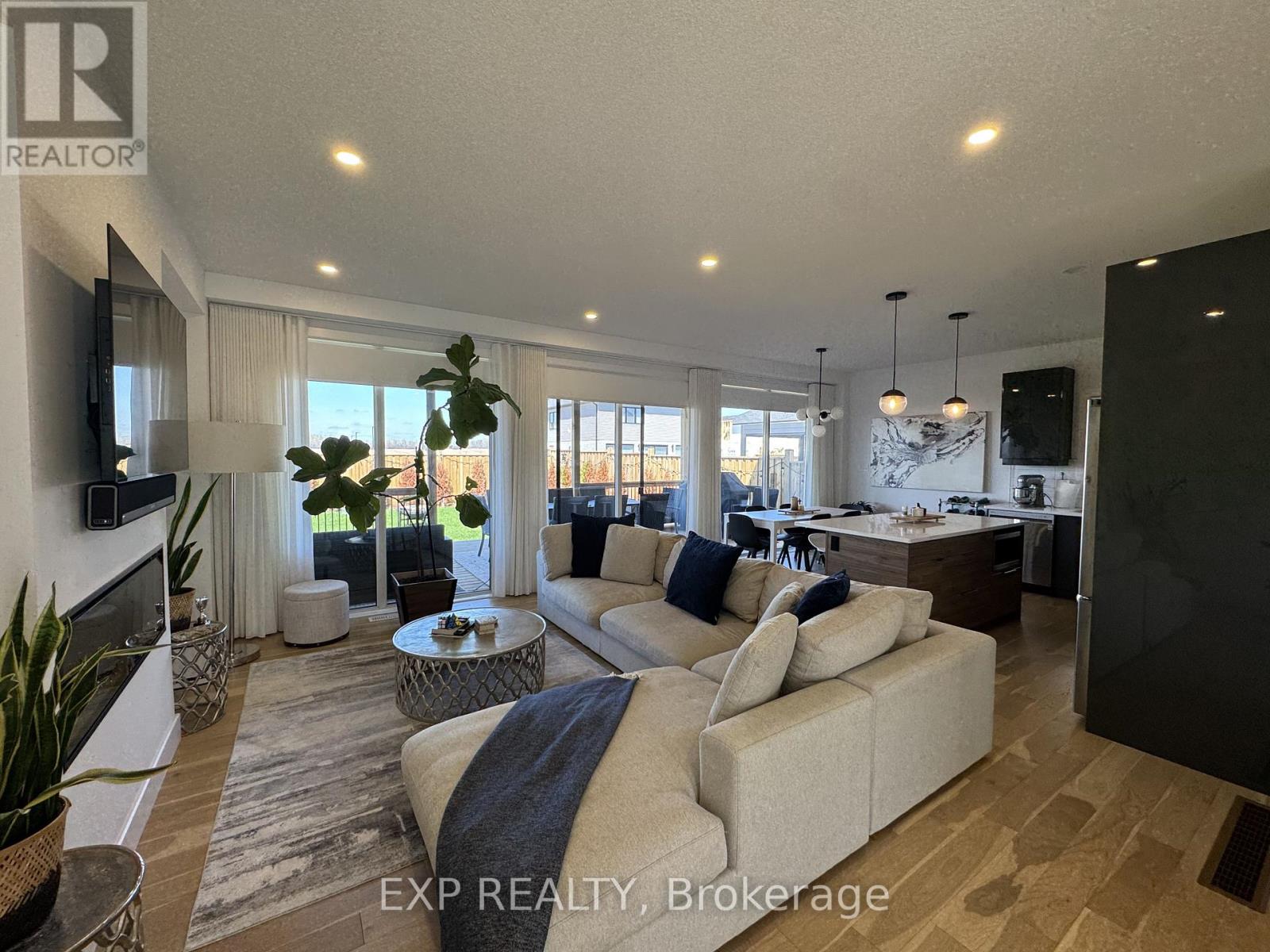 1562 Bob Schram Way, London North, Ontario  N6G 3K2 - Photo 9 - X13047678