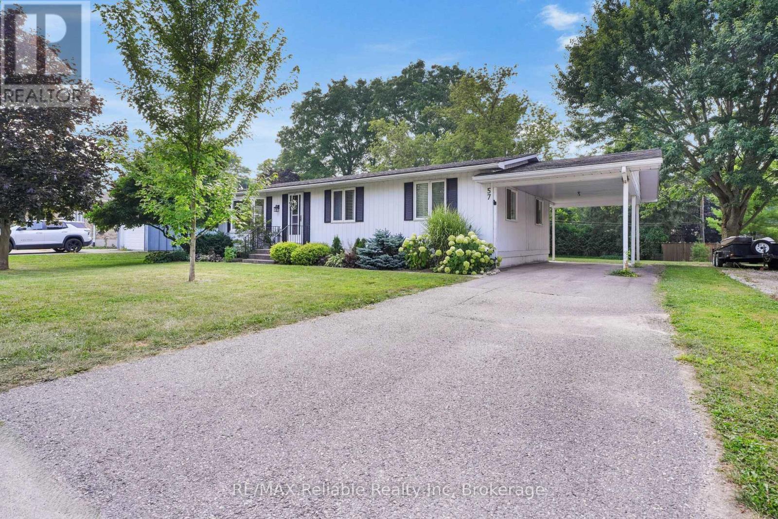 57 Coleman Street, Huron East, Ontario  N0K 1W0 - Photo 2 - X13047470