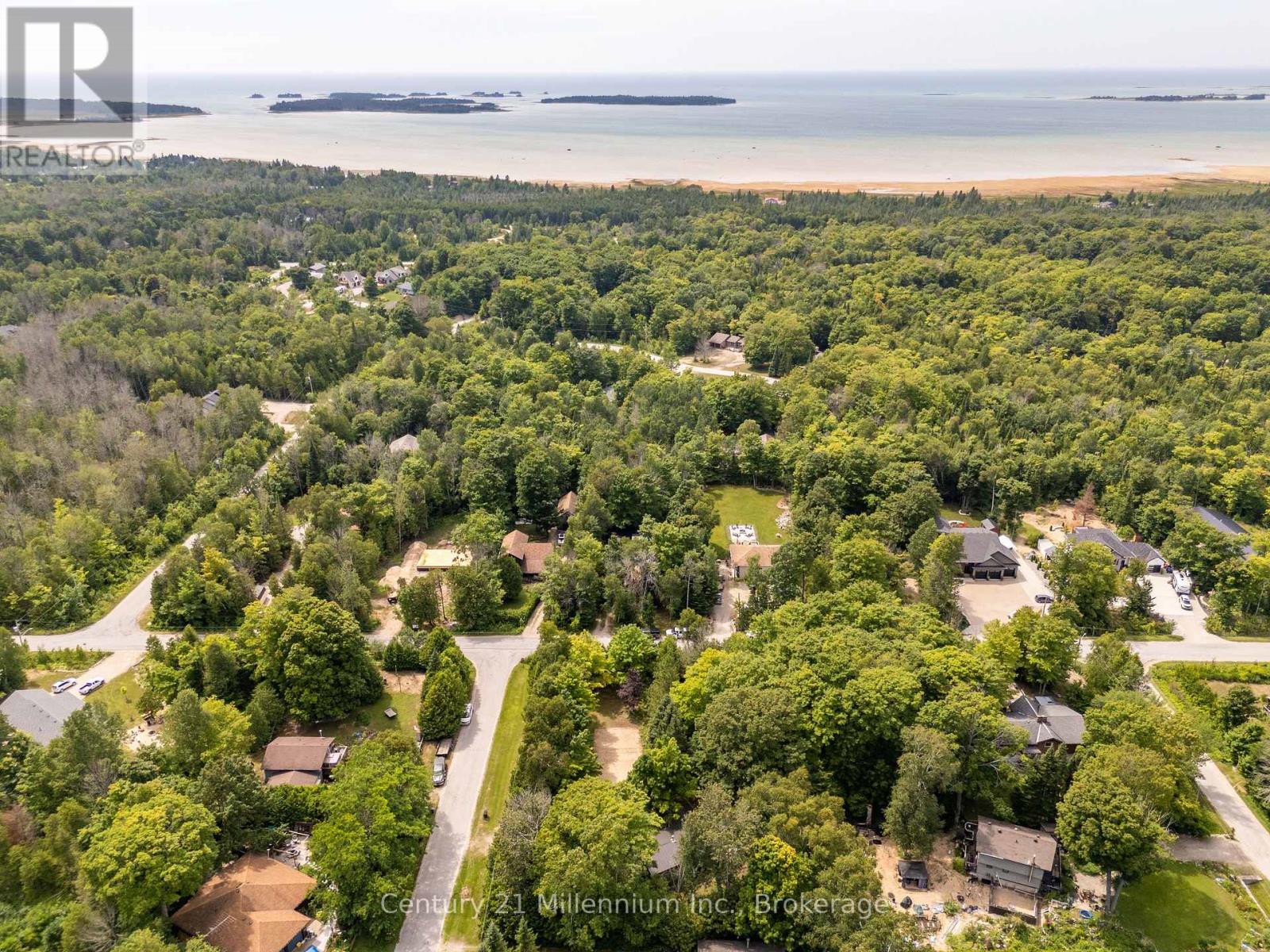 51 Cardinal Avenue, South Bruce Peninsula, Ontario  N0H 2T0 - Photo 12 - X13047620