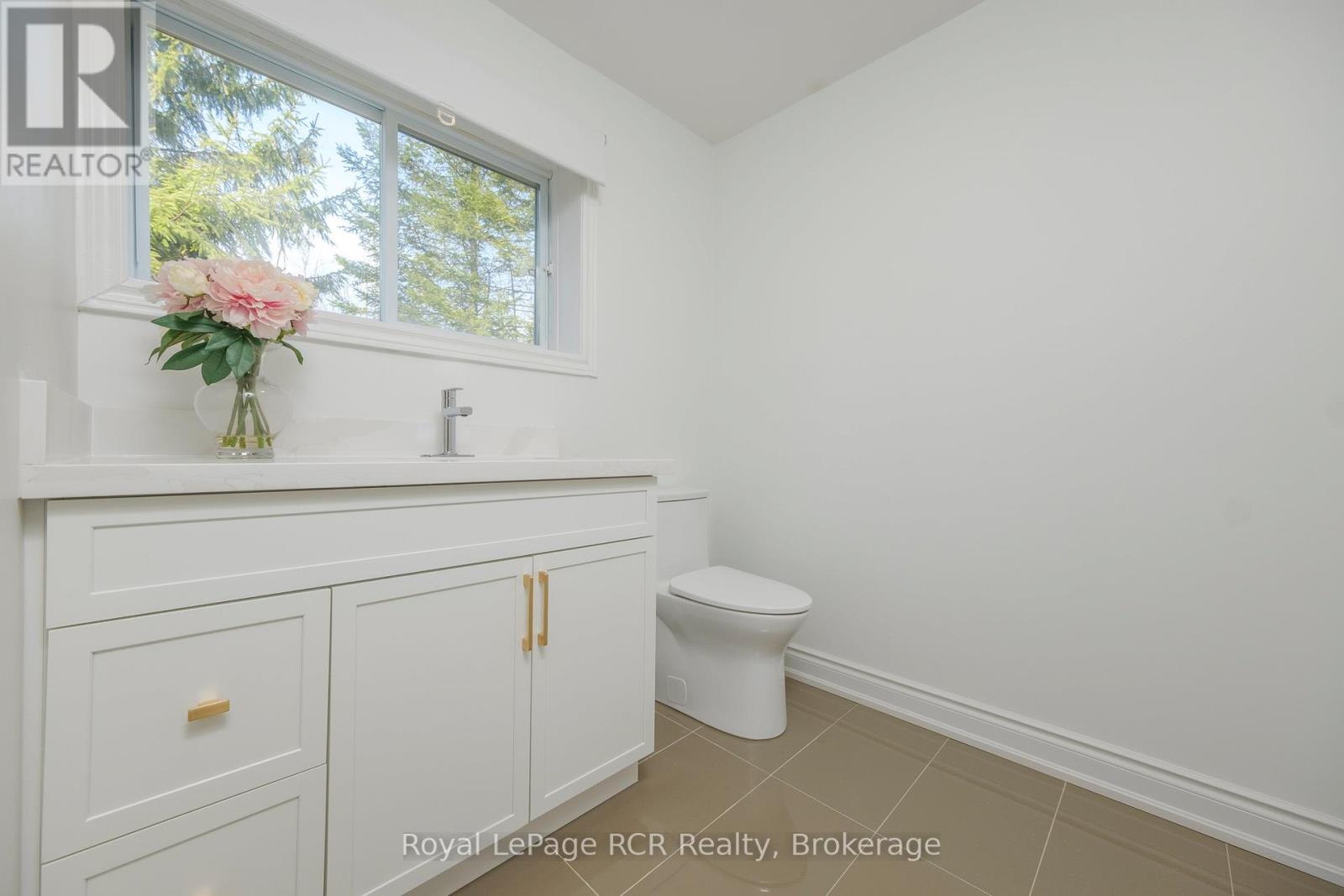 43 Graham Crescent, South Bruce Peninsula, Ontario  N0H 2G0 - Photo 34 - X13047628