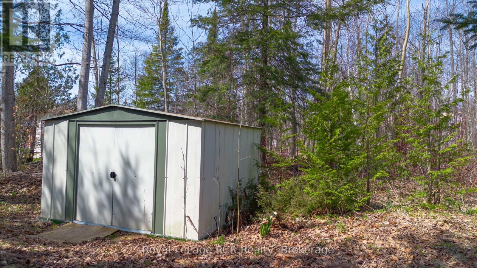 43 Graham Crescent, South Bruce Peninsula, Ontario  N0H 2G0 - Photo 38 - X13047628