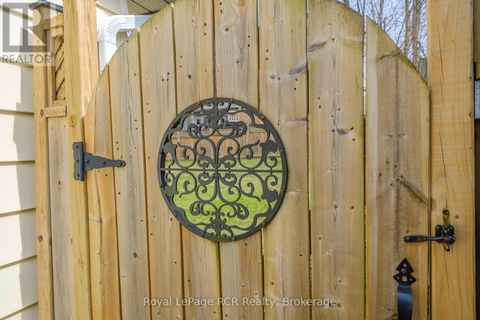 383 Wellington Street, Saugeen Shores, Ontario  N0H 2C4 - Photo 41 - X13047634