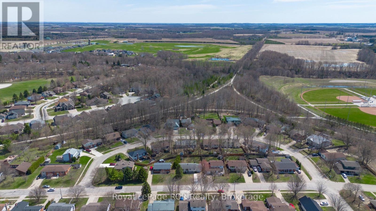 383 Wellington Street, Saugeen Shores, Ontario  N0H 2C4 - Photo 9 - X13047634