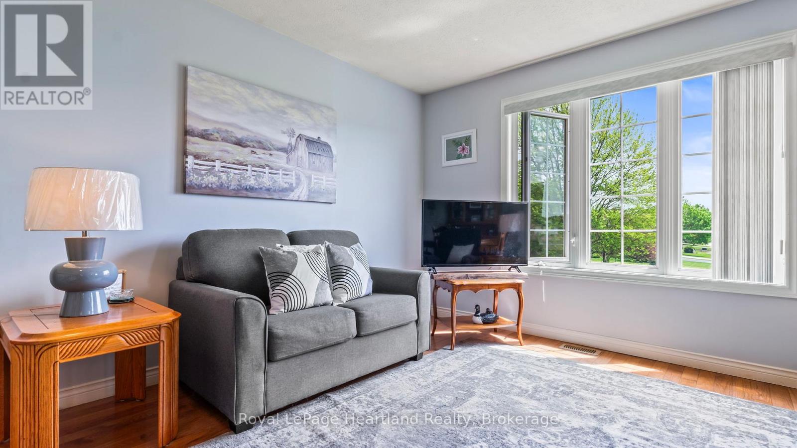 50 Mcdonald Drive, Huron East, Ontario  N0G 1H0 - Photo 11 - X13047674