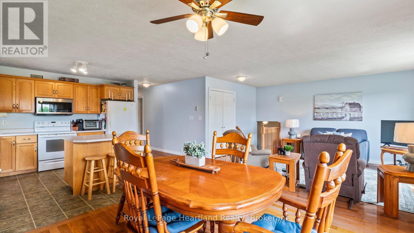 50 Mcdonald Drive, Huron East, Ontario  N0G 1H0 - Photo 13 - X13047674