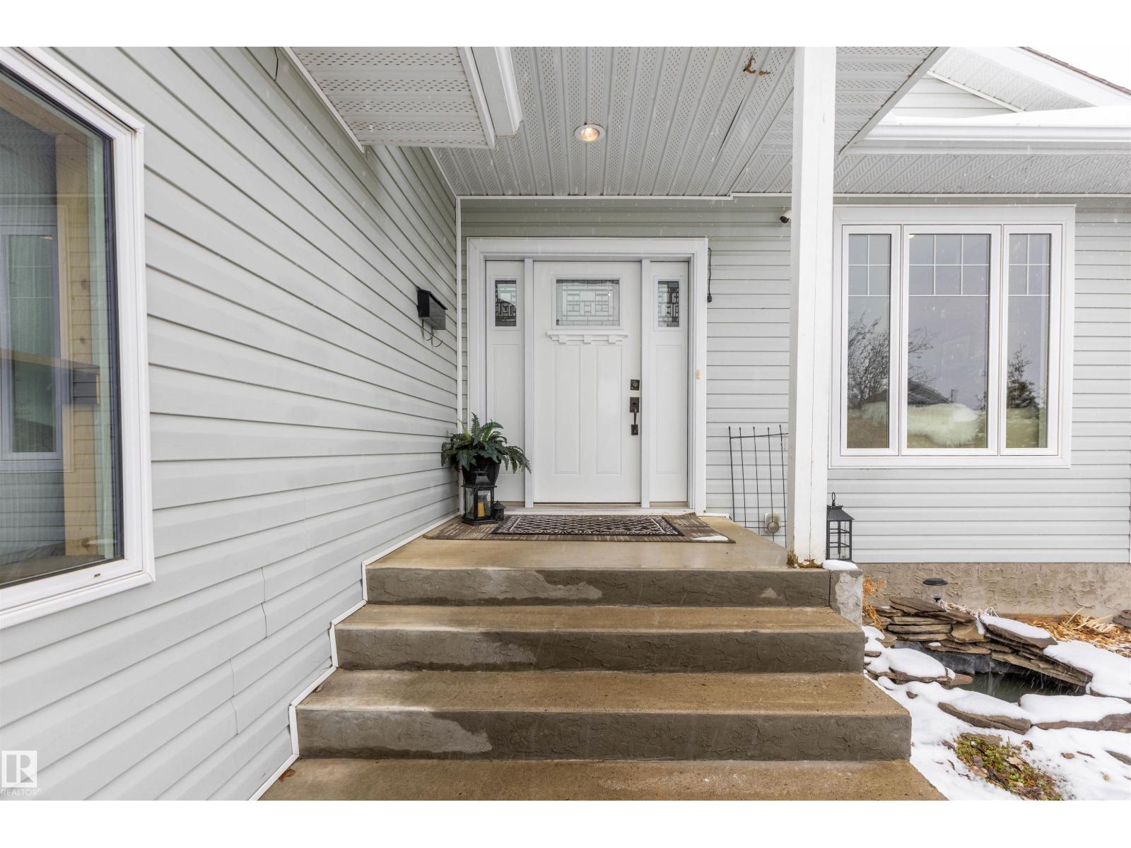 9210 97a Av, Morinville, Alberta  T8R 1S5 - Photo 2 - E4484338