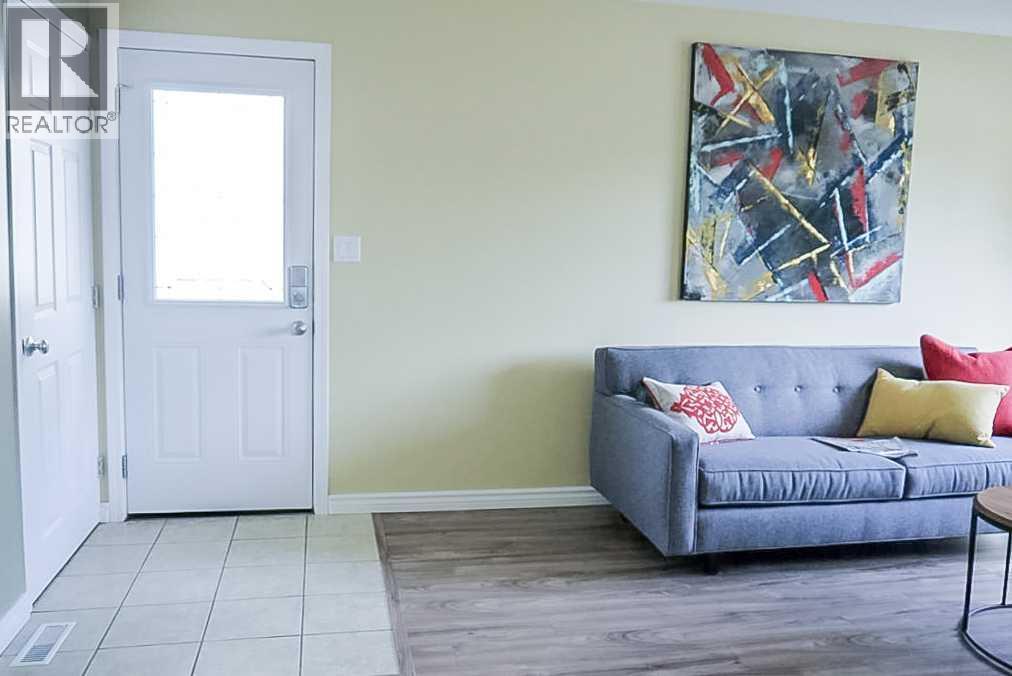 11320 97 Street, Grande Prairie, Alberta  T8V 3M9 - Photo 5 - A2305472