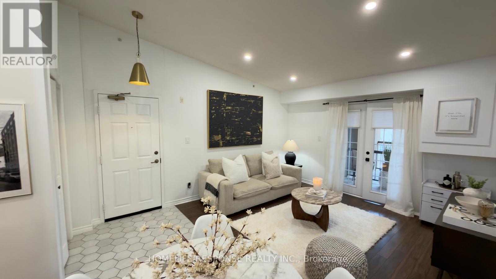 408 - 2075 Appleby Line, Burlington, Ontario  L7L 7H3 - Photo 2 - W12900526