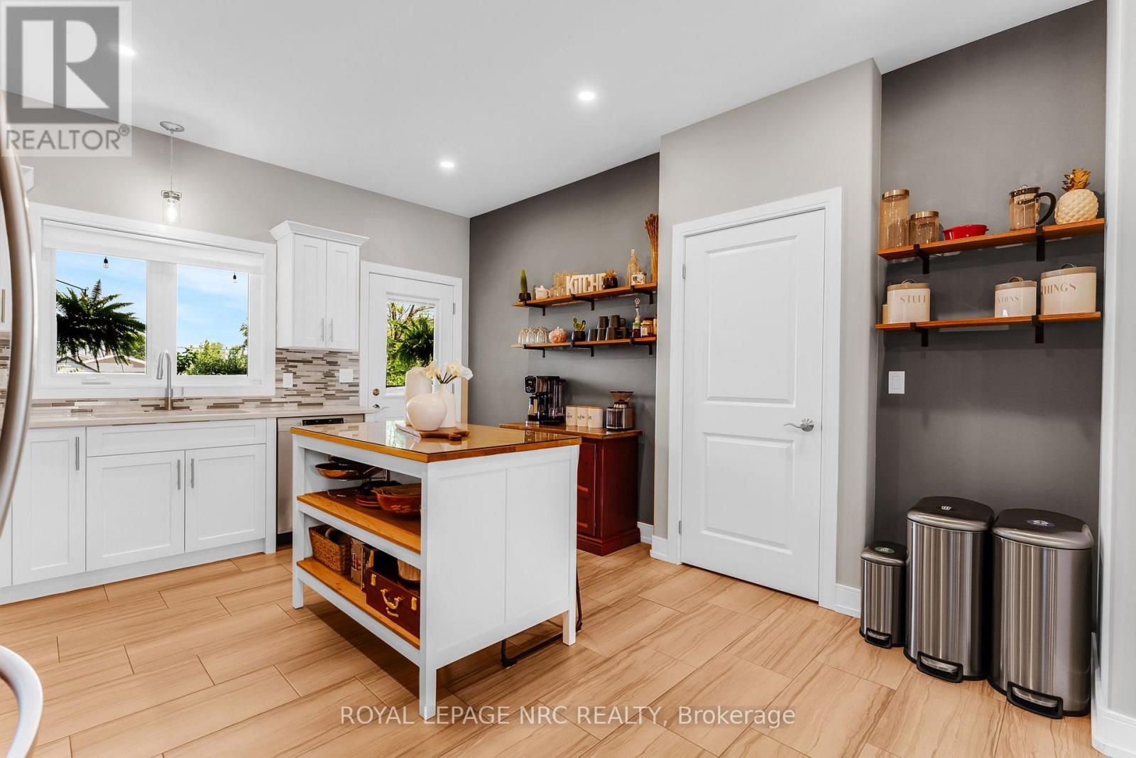 18 Erie Street, Welland, Ontario  L3B 5J7 - Photo 14 - X13047464