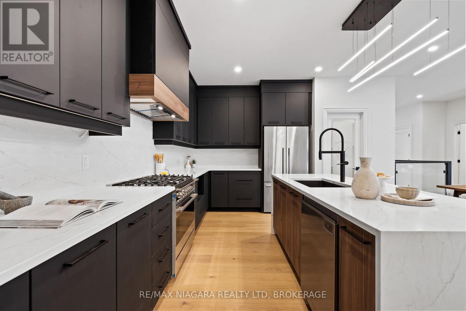 16 Accursi Crescent, Pelham, Ontario  L0S 1E2 - Photo 16 - X13007122