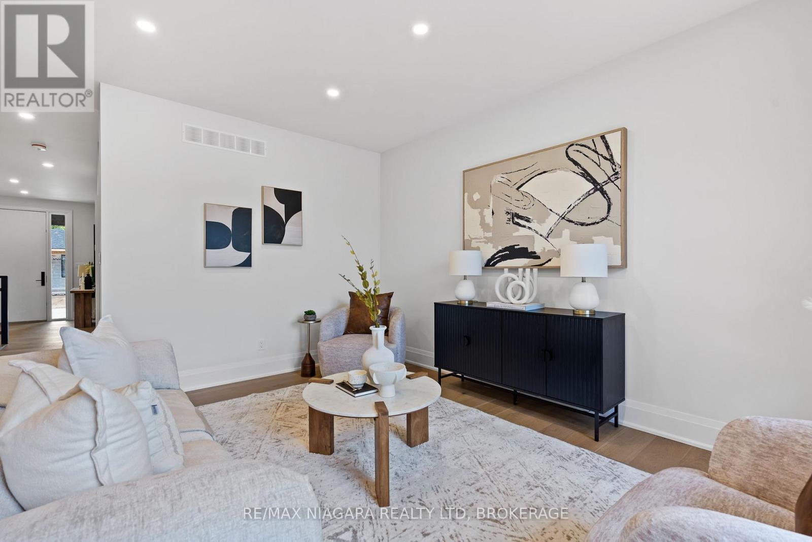 16 Accursi Crescent, Pelham, Ontario  L0S 1E2 - Photo 22 - X13007122