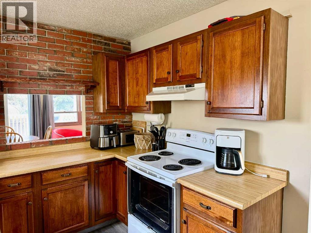 213 Stafford Bay N, Lethbridge, Alberta  T1H 5L2 - Photo 8 - A2305350