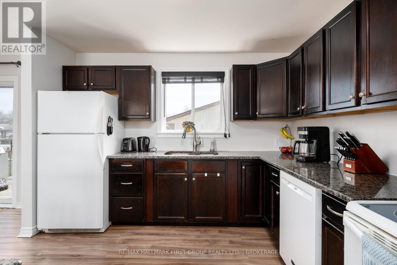 22 Cross Street, Loyalist, Ontario  K0H 2H0 - Photo 12 - X13047446