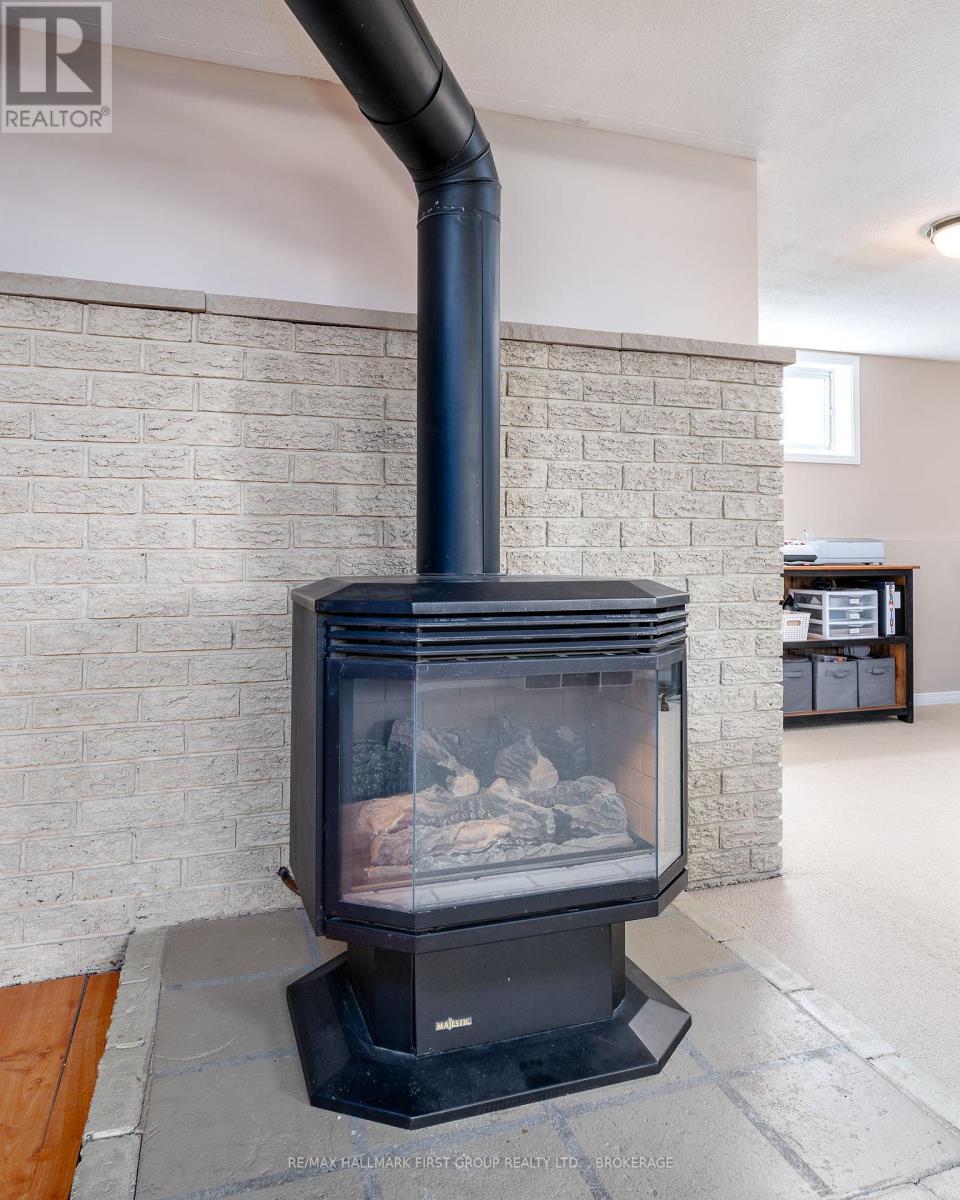 22 Cross Street, Loyalist, Ontario  K0H 2H0 - Photo 24 - X13047446