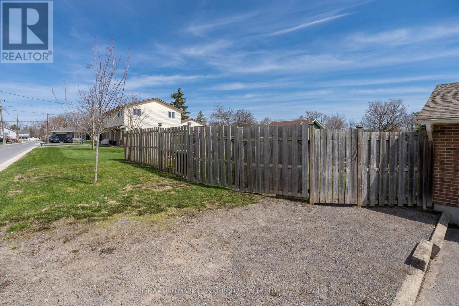 22 Cross Street, Loyalist, Ontario  K0H 2H0 - Photo 29 - X13047446