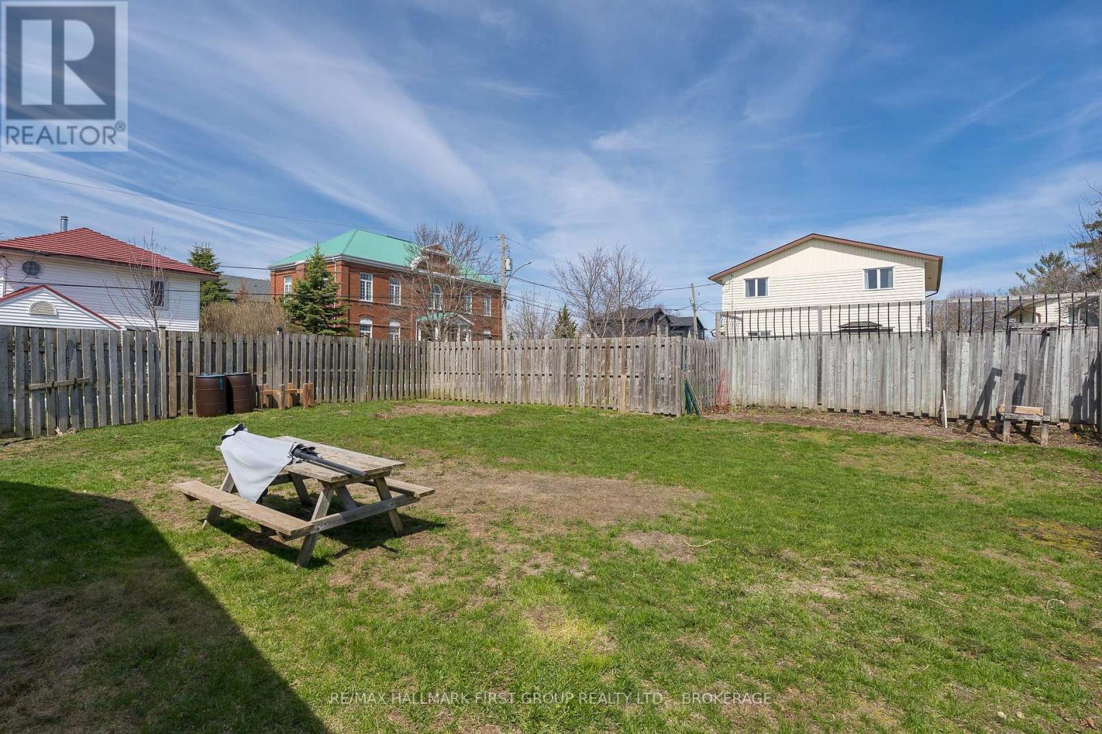 22 Cross Street, Loyalist, Ontario  K0H 2H0 - Photo 36 - X13047446