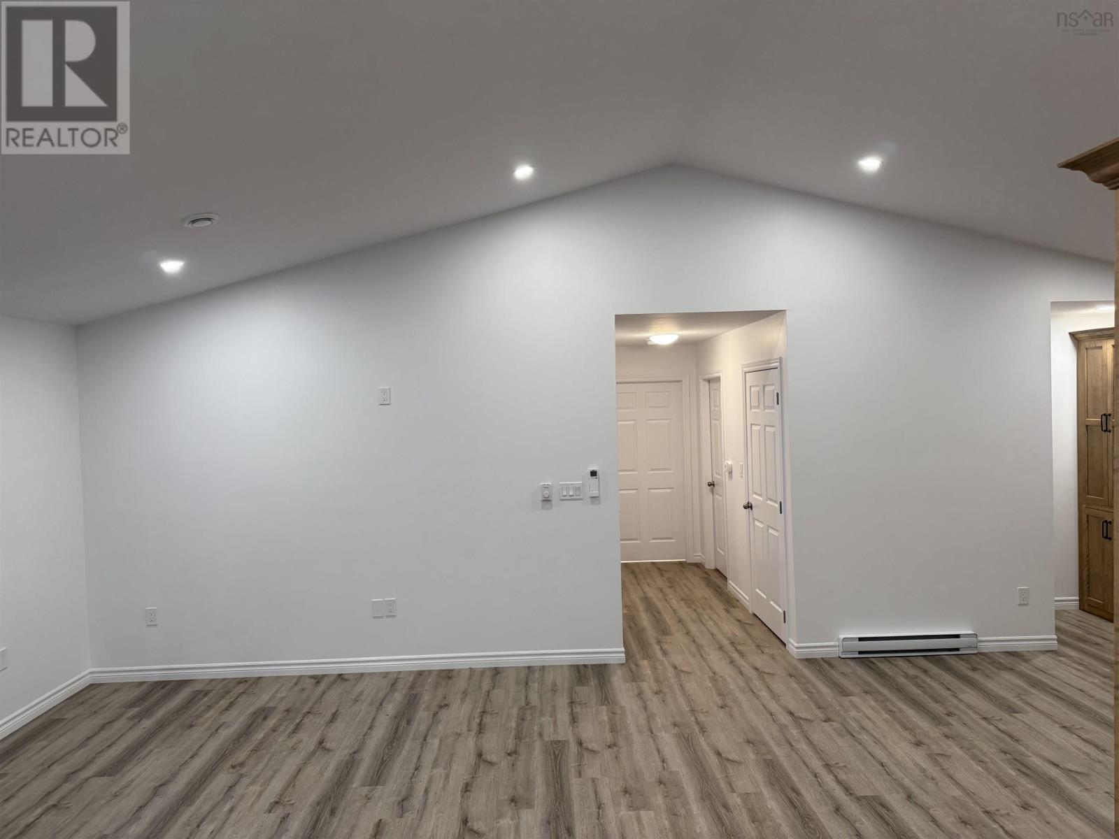 920 May Street, Scotchtown, New Waterford, Nova Scotia  B1H 1E4 - Photo 16 - 202606207