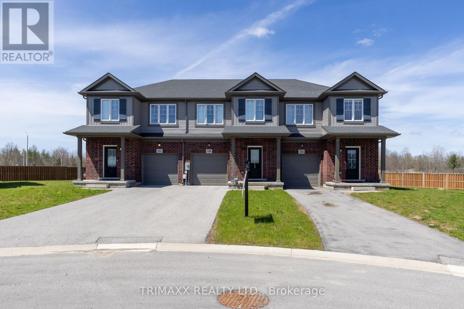 160 Sunflower Place, Welland, Ontario  L3C 0H9 - Photo 3 - X12816106