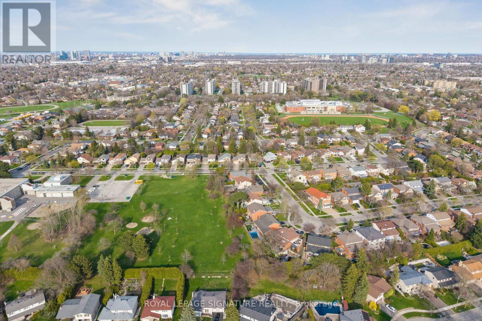 35 Ranchdale Crescent, Toronto, Ontario  M3A 2M1 - Photo 44 - C13047348