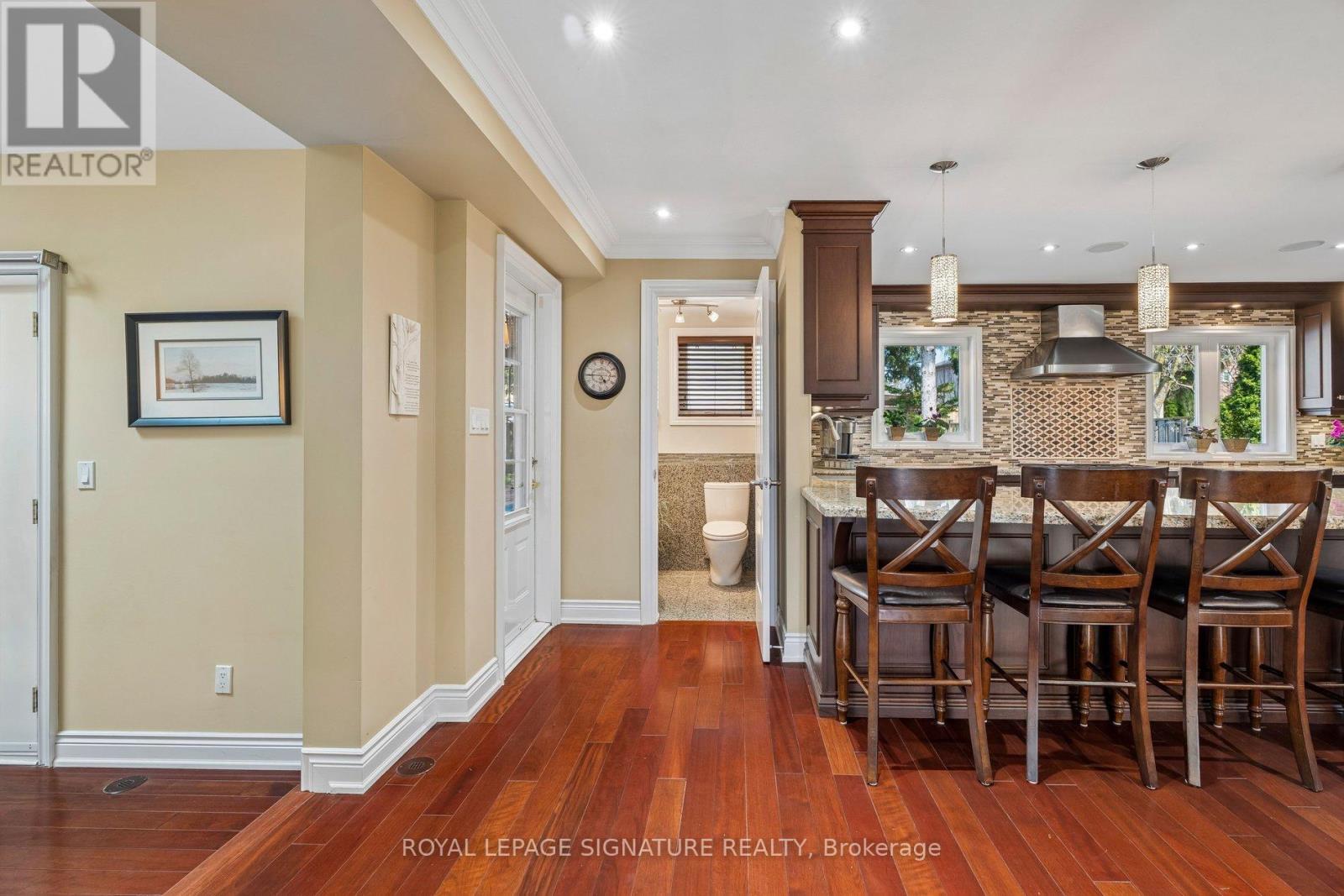 35 Ranchdale Crescent, Toronto, Ontario  M3A 2M1 - Photo 8 - C13047348