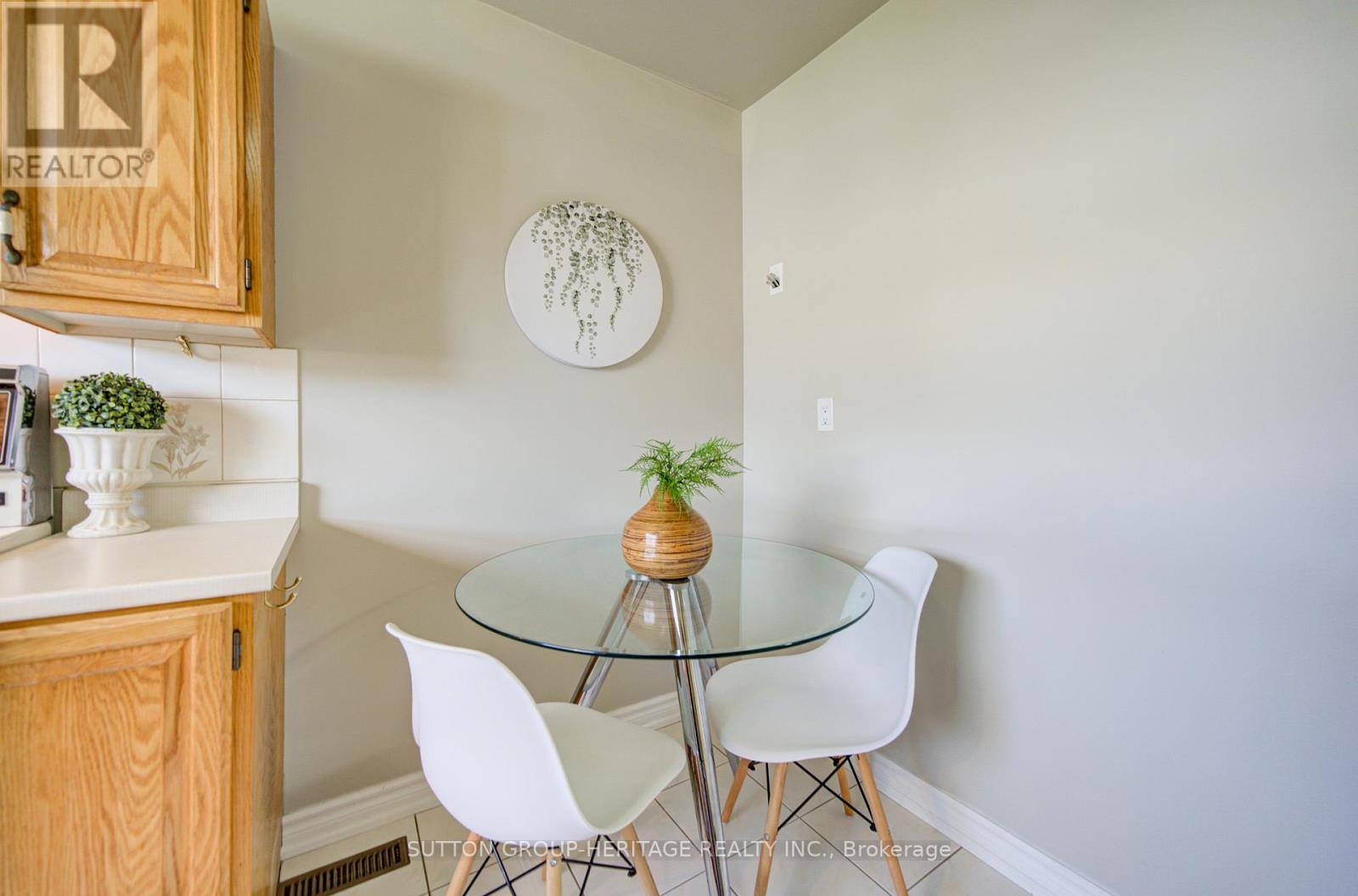 144 Old Sheppard Avenue, Toronto, Ontario  M2J 3L9 - Photo 10 - C13047392