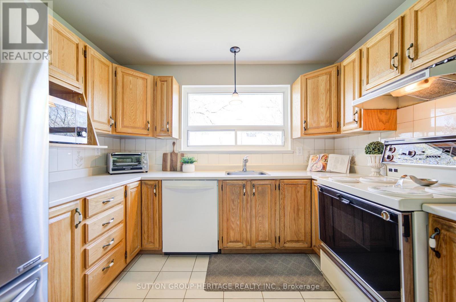 144 Old Sheppard Avenue, Toronto, Ontario  M2J 3L9 - Photo 12 - C13047392