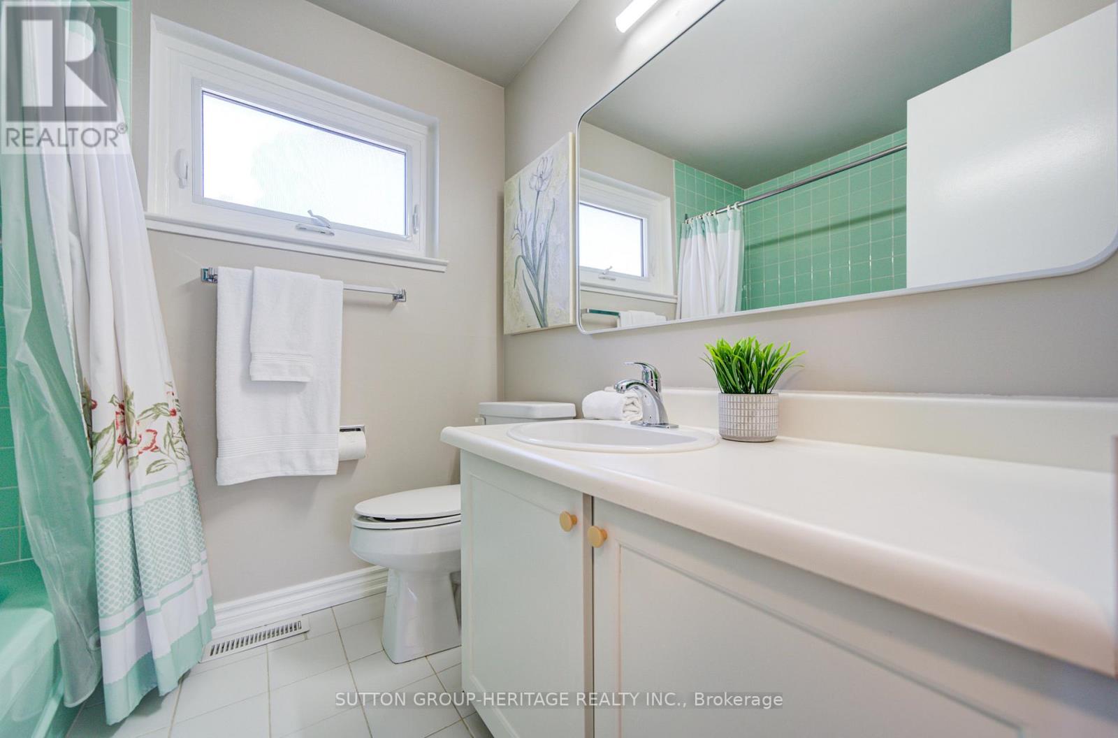 144 Old Sheppard Avenue, Toronto, Ontario  M2J 3L9 - Photo 19 - C13047392