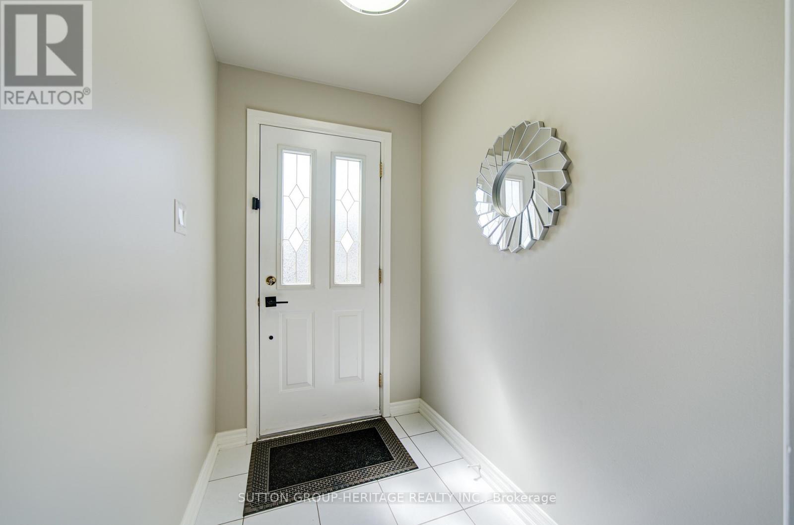 144 Old Sheppard Avenue, Toronto, Ontario  M2J 3L9 - Photo 2 - C13047392