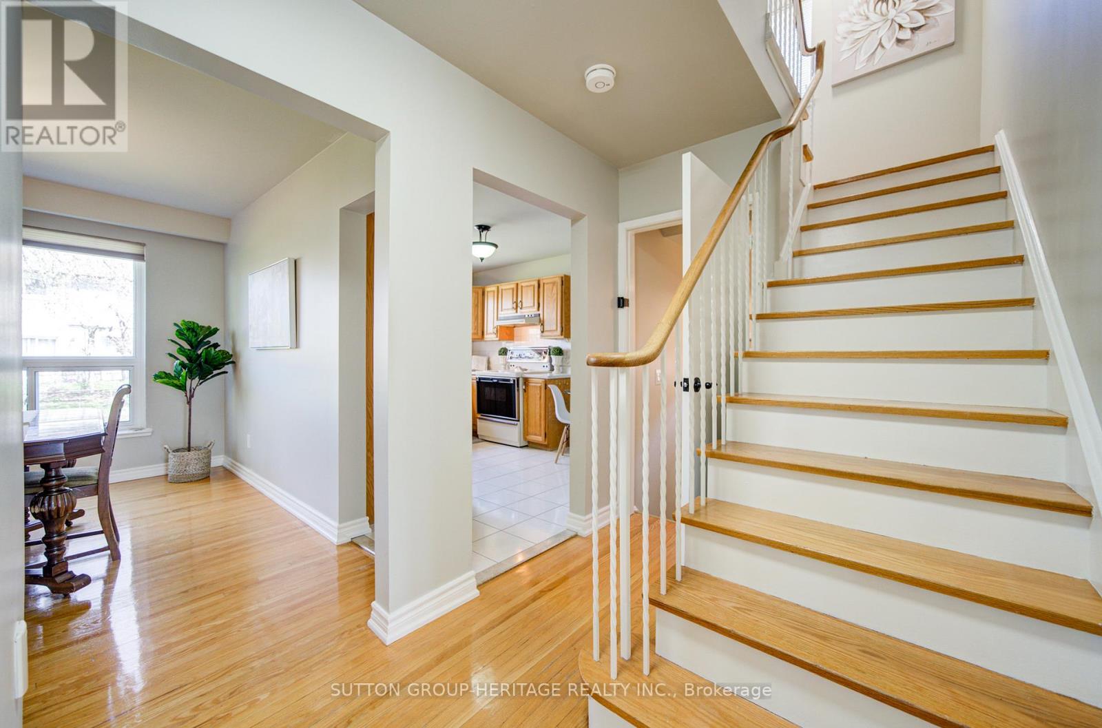 144 Old Sheppard Avenue, Toronto, Ontario  M2J 3L9 - Photo 6 - C13047392