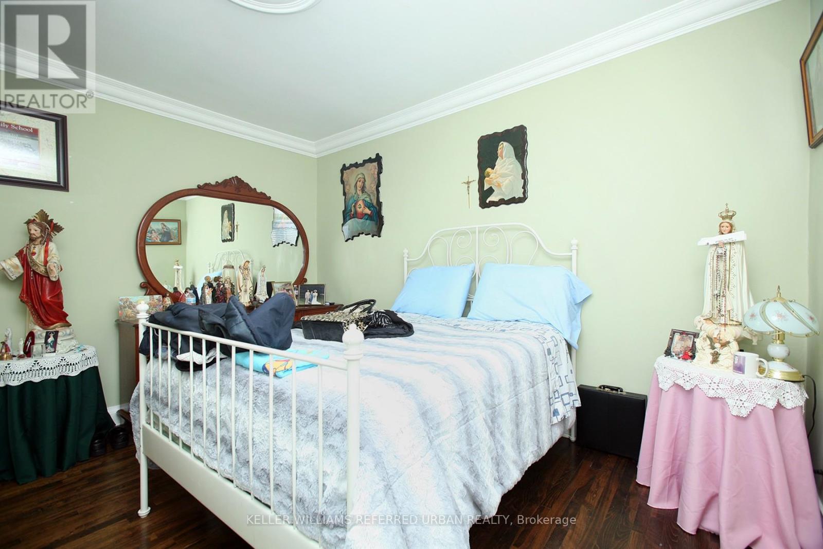 94 Fairholme Avenue, Toronto, Ontario  M6B 2W6 - Photo 15 - C13047416