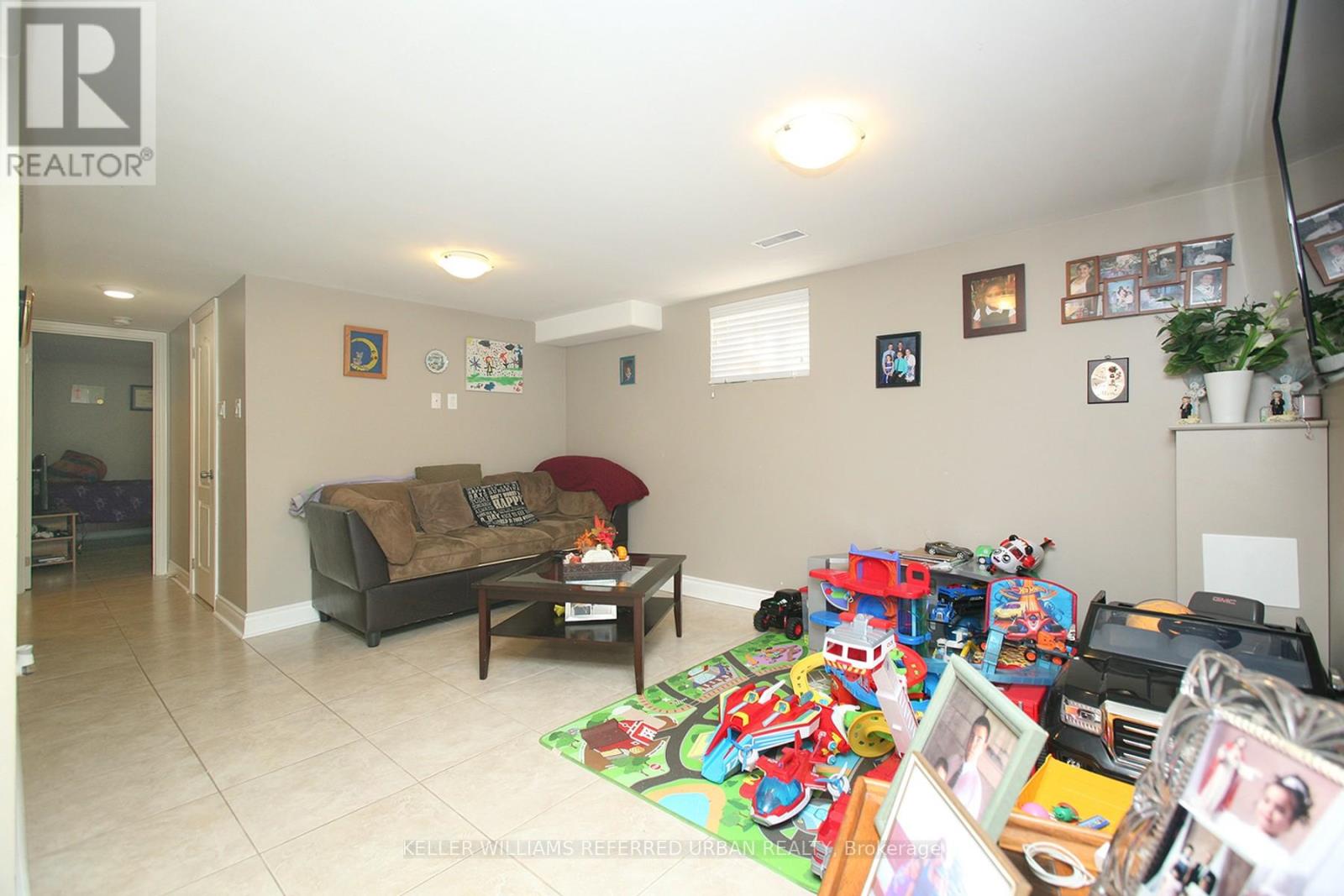 94 Fairholme Avenue, Toronto, Ontario  M6B 2W6 - Photo 22 - C13047416