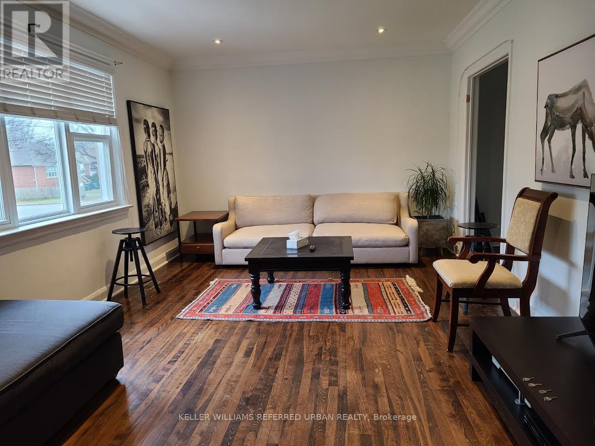 94 Fairholme Avenue, Toronto, Ontario  M6B 2W6 - Photo 6 - C13047416