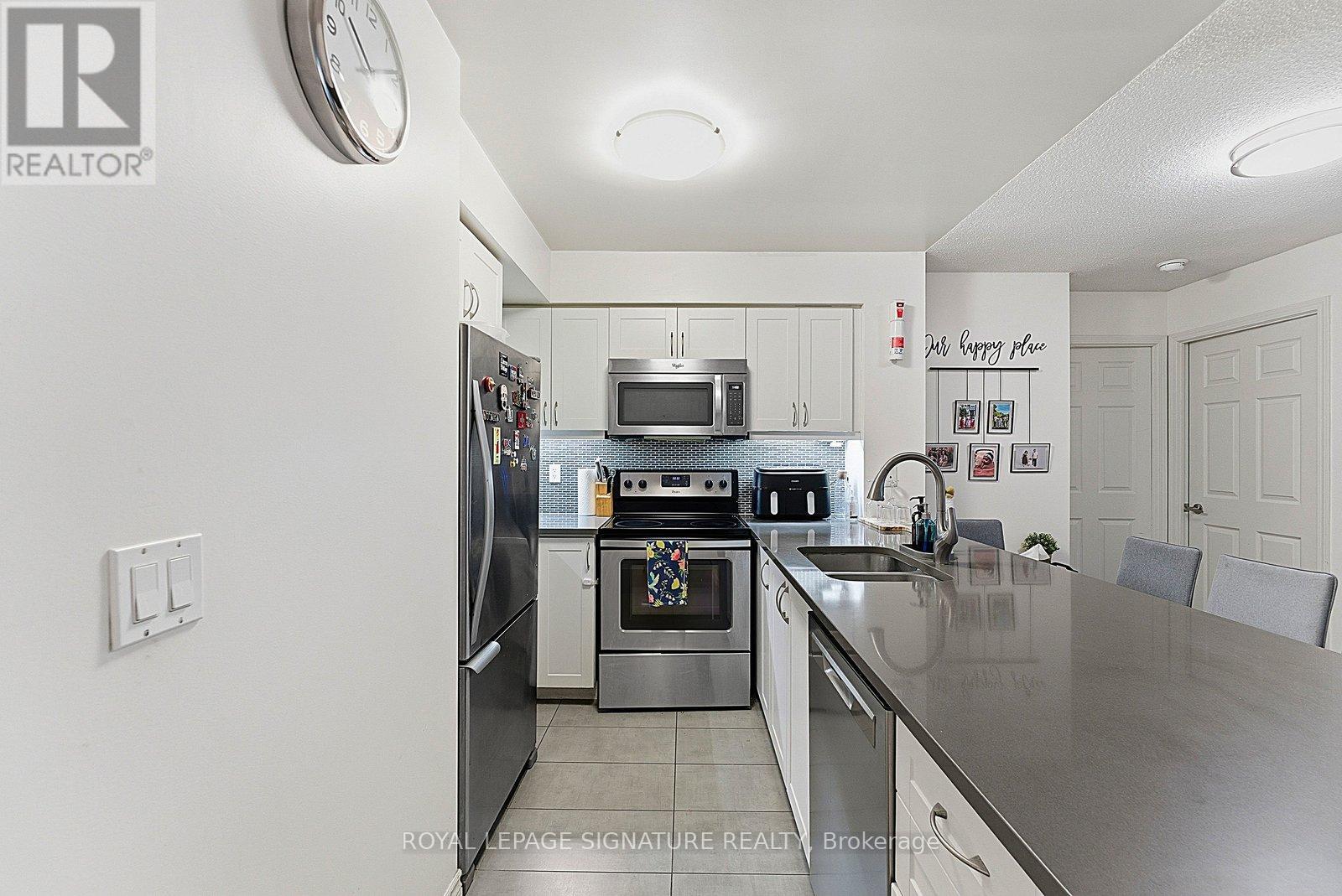 502 - 19 Grand Trunk Crescent, Toronto, Ontario  M5J 3A3 - Photo 4 - C13047496